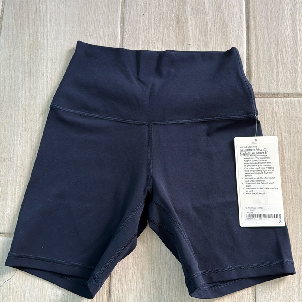 Lululemon align High Rise 6” biker short - Navy